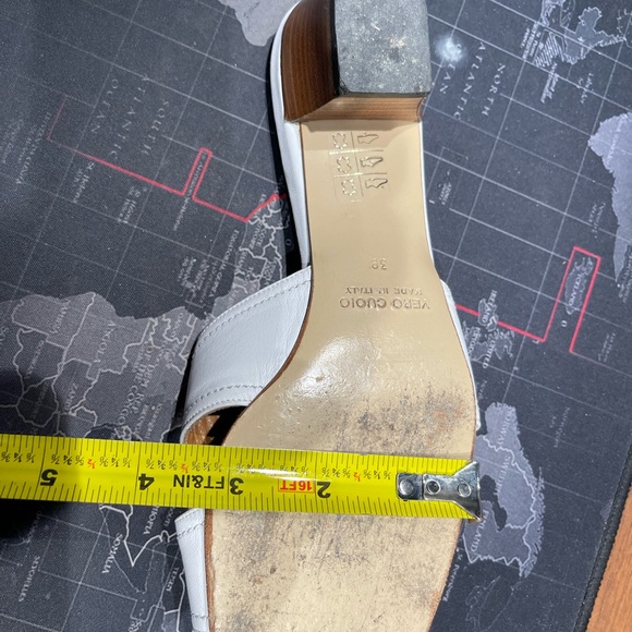 Italian Leather Block Kitten Heels - Picture 11 of 16